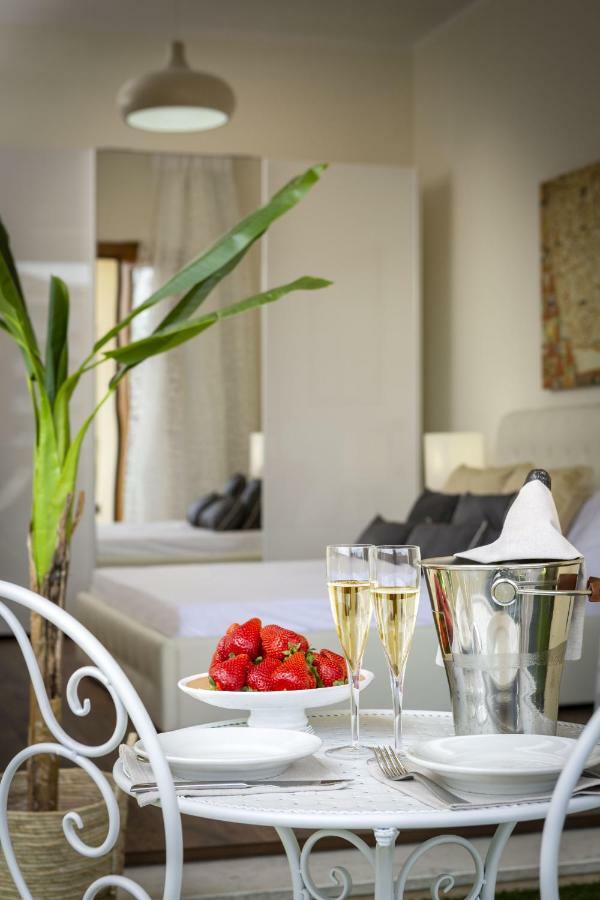 Luxury Rooms & Suites أولبيا المظهر الخارجي الصورة
